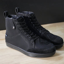 Load image into Gallery viewer, First Gear Coastal Moto Shoe lace view