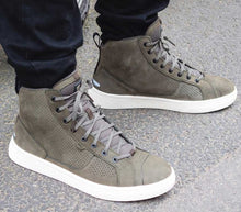 Load image into Gallery viewer, REV&#39;IT! Arrow Motorcycle Shoes (on the street)