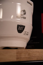 Load image into Gallery viewer, EVS T5 Helmet