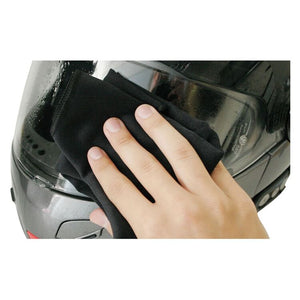 Muc-Off Visor, Lens & Goggle Cleaning Kit In Use